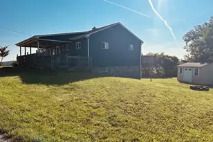 10659 Martin Dr, North Huntingdon, PA 15642 - Photo 11