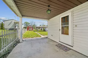 174/176 Roosevelt Way, Salem Township, PA 15624 - Photo 5