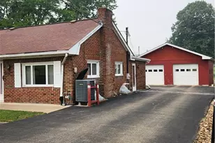 218 Arlington Ave, Butler, PA 16001 - Photo 3