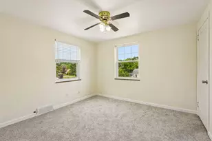 8055 Remington Dr, Pittsburgh, PA 15237 - Photo 17