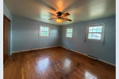 10 Main St, Smith Township, PA 15004 - Photo 7