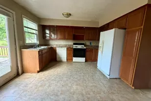 10 Main St, Smith Township, PA 15004 - Photo 9