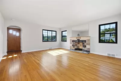 9775 Grosick Rd, Pittsburgh, PA 15237 - Photo 3