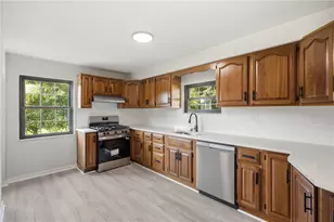 9775 Grosick Rd, Pittsburgh, PA 15237 - Photo 5