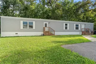 195 Falls Church Rd, North Fayette, PA 15126 - Photo 1