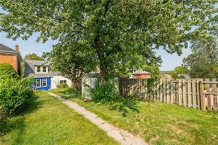 630 Margaret St, Pittsburgh, PA 15210 - Photo 17