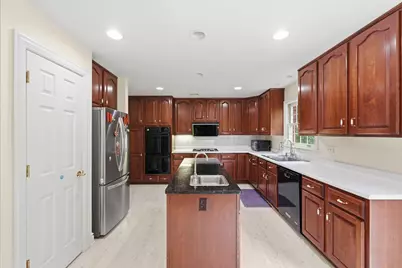 208 Virginia Manor Drive, Pittsburgh, PA 15215 - Photo 5