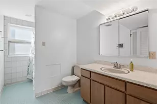 1718 Mountain View Dr, Monroeville, PA 15146 - Photo 29
