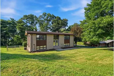 1718 Mountainview Dr, Monroeville, PA 15146 - Photo 1