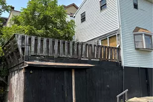 926 Eureka St, Pittsburgh, PA 15210 - Photo 17