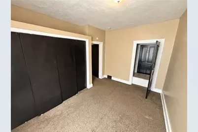 612 E 18th St, Munhall, PA 15120 - Photo 9