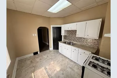 612 E 18th St, Munhall, PA 15120 - Photo 5