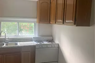 310 Knox St, Pittsburgh, PA 15210 - Photo 5