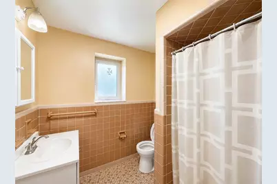 5846 Bartlett St #APT 2, Pittsburgh, PA 15217 - Photo 5