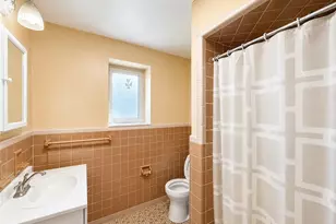 5846 Bartlett St, Pittsburgh, PA 15217 - Photo 5
