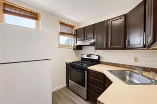 5846 Bartlett St, Pittsburgh, PA 15217 - Photo 7