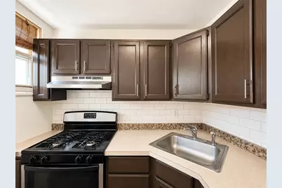 5846 Bartlett St #APT 2, Pittsburgh, PA 15217 - Photo 9