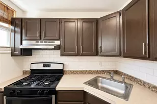 5846 Bartlett St, Pittsburgh, PA 15217 - Photo 9