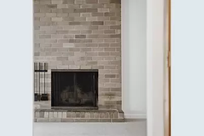 1260 Delfield Dr, Bethel Park, PA 15102 - Photo 17