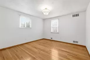 1260 Delfield Dr, Bethel Park, PA 15102 - Photo 33