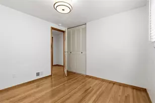 1260 Delfield Dr, Bethel Park, PA 15102 - Photo 29