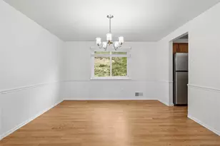1260 Delfield Dr, Bethel Park, PA 15102 - Photo 11