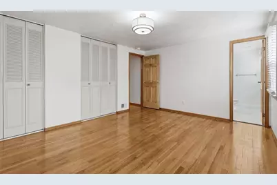 1260 Delfield Dr, Bethel Park, PA 15102 - Photo 23
