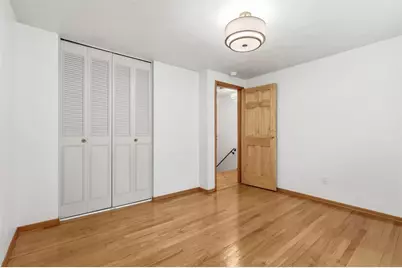 1260 Delfield Dr, Bethel Park, PA 15102 - Photo 31