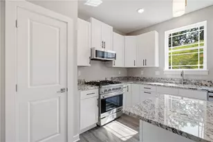 9261 Harmony Dr, Pittsburgh, PA 15237 - Photo 7