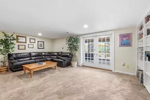 2625 Fairgreen Dr, Pittsburgh, PA 15241 - Photo 31
