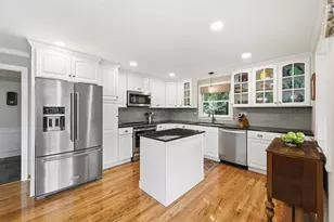 2625 Fairgreen Dr, Pittsburgh, PA 15241 - Photo 11
