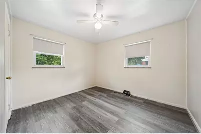 549 Idaho Ave, Pittsburgh, PA 15147 - Photo 11