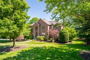 301 Bunker Hill Dr, Peters Township, PA 15317 - Photo 3