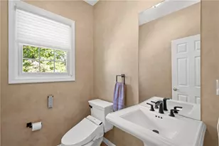 301 Bunker Hill Dr, Peters Township, PA 15317 - Photo 13
