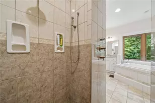 302 Pheasant Run Ln, Seven Springs, PA 15622 - Photo 21