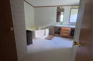 1242 Clark St, McKeesport, PA 15131 - Photo 9