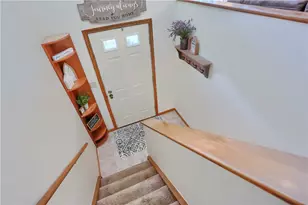 726 Kilbuck Dr, Cranberry Township, PA 16066 - Photo 3