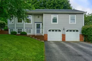 726 Kilbuck Dr, Cranberry Township, PA 16066 - Photo 1