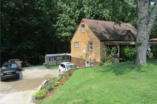 180 Forest Dr, North Huntingdon, PA 15642 - Photo 11