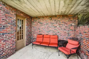 3858 Brownsville Rd, Pittsburgh, PA 15227 - Photo 37