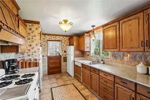 3858 Brownsville Rd, Pittsburgh, PA 15227 - Photo 15