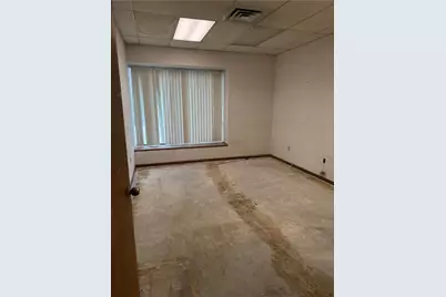 537 Lincoln Hwy, East McKeesport, PA 15035 - Photo 15