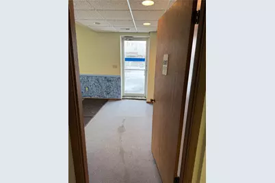 537 Lincoln Hwy, East McKeesport, PA 15035 - Photo 19