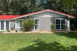 583 Cedardale, North Huntingdon, PA 15642 - Photo 1