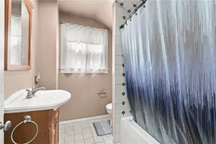 1709 Irwin St, Aliquippa, PA 15001 - Photo 15