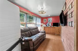1709 Irwin St, Aliquippa, PA 15001 - Photo 11