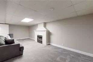 117 Firwood Dr, Pittsburgh, PA 15239 - Photo 23
