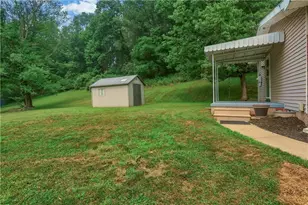 286 Dobson Rd, Adams Township, PA 16046 - Photo 7