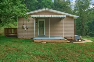 286 Dobson Rd, Adams Township, PA 16046 - Photo 11