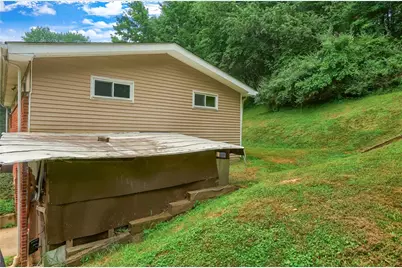 286 Dobson Rd, Adams Township, PA 16046 - Photo 17